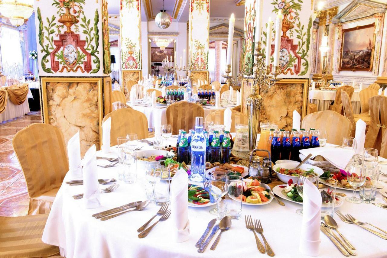 Hotel Ksiaze Poniatowski Lesznowola  Экстерьер фото
